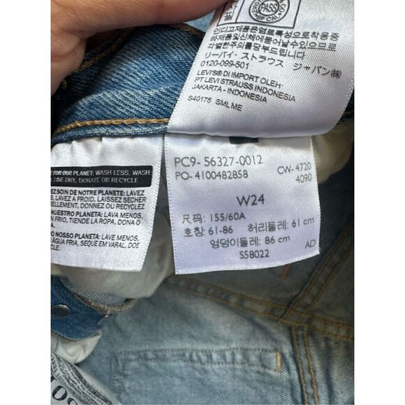 Levi’s 24 501 High Rise Short in Fault Line - Picture 7 of 8